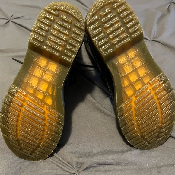 Doc Marten 1460 Nappa Lace Up.  Worn once - Picture 2 of 4